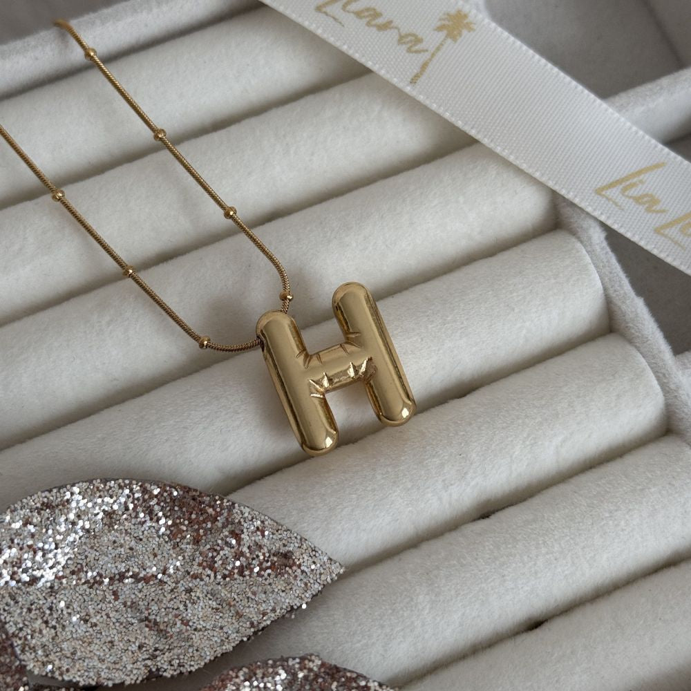 LIA LETTER - NECKLACE