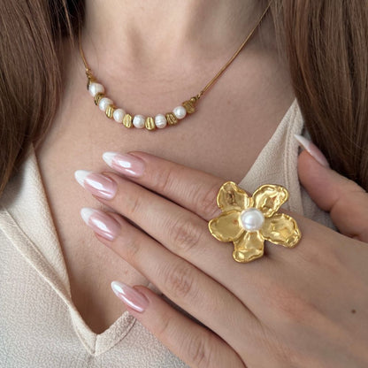 LIANA PEARL - NECKLACE