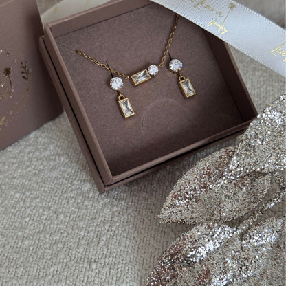 LORA SHINE - NECKLACE