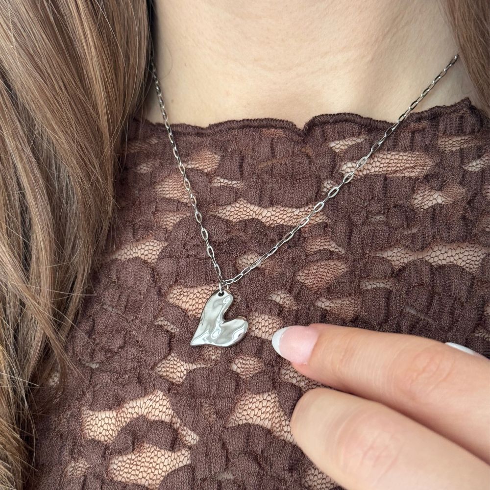 MELTED HEART - NECKLACE