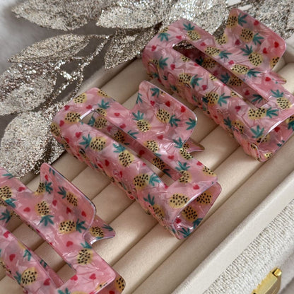 PINK PINEAPPLE - HAIRCLIP