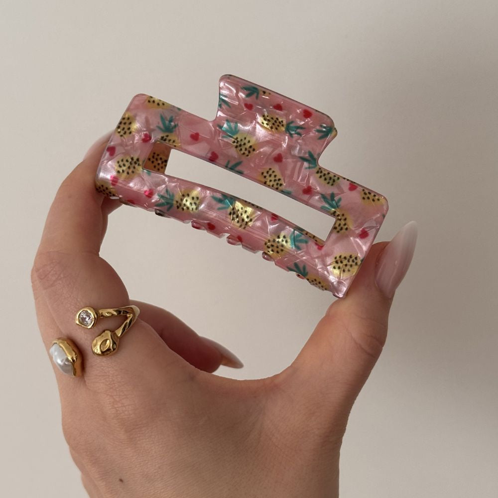 PINK PINEAPPLE - HAIRCLIP