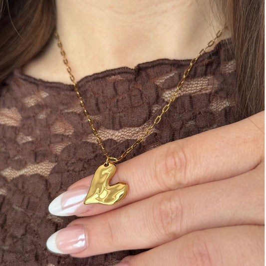MELTED HEART - NECKLACE