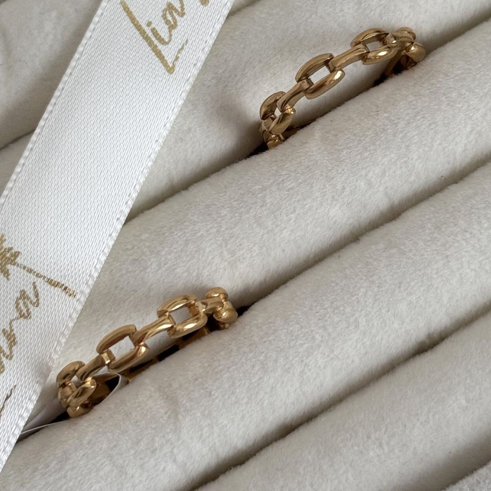 CLASSY CLEO - RING