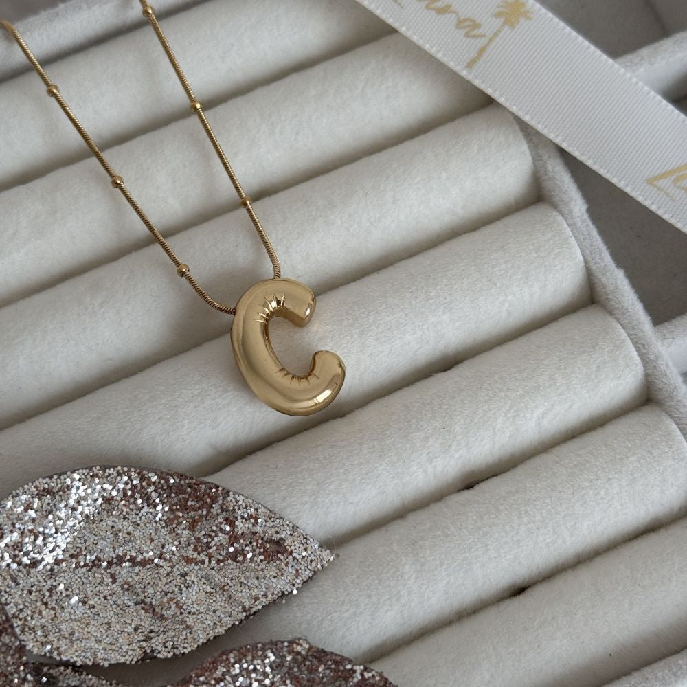 LIA LETTER - NECKLACE