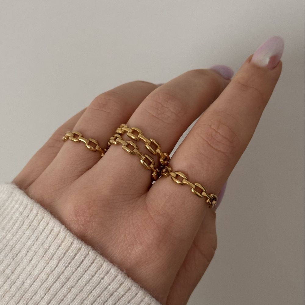 CLASSY CLEO - RING